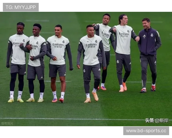 115分钟绝杀皇马英雄狂奔冲入人群再造经典时刻震撼全场沸腾夜